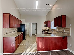 5908 Kane Holly St in Las Vegas, NV - Building Photo - Building Photo