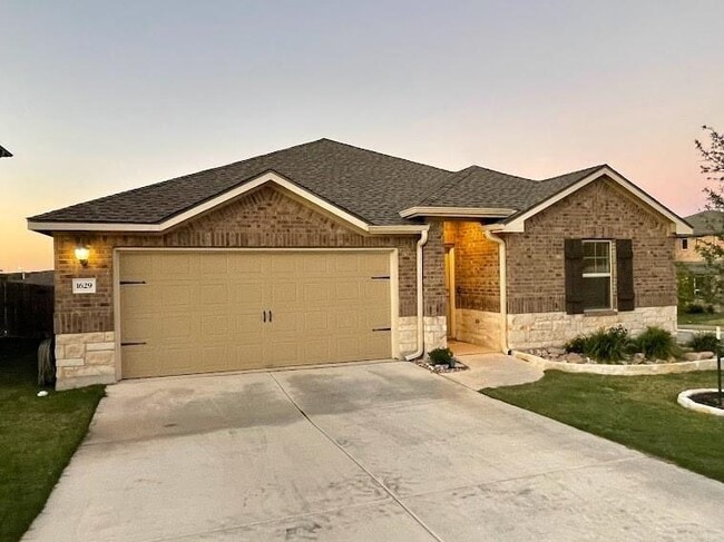 1629 Dubiel Dr in Leander, TX - Building Photo - Building Photo