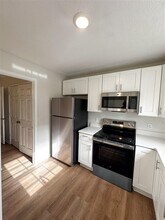 1225 N Lee Dr in Bowling Green, KY - Building Photo - Building Photo