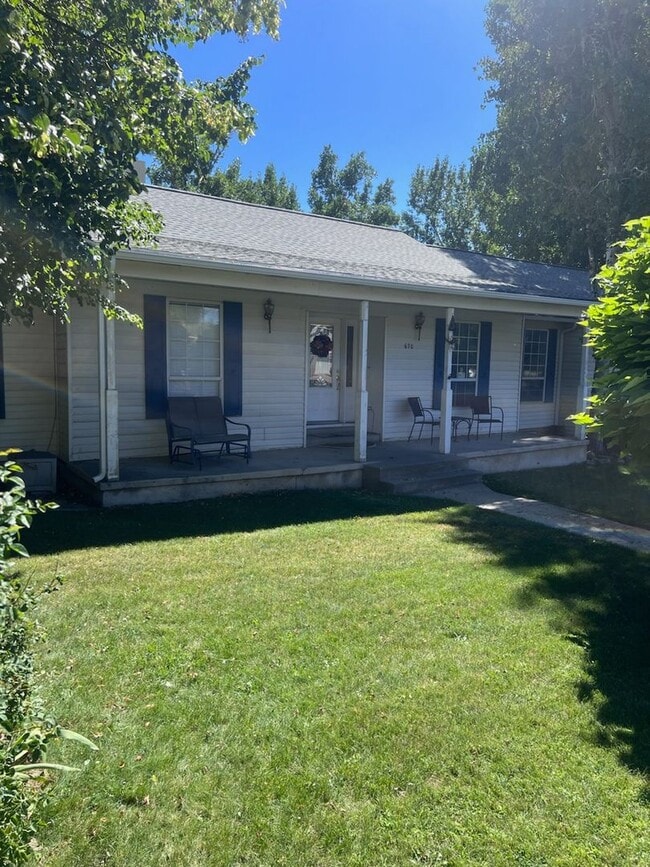 672 E 400 N St in Lindon, UT - Building Photo - Building Photo
