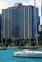 400 E Randolph St in Chicago, IL - Building Photo