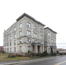 40-46 E Liberty St in Waterbury, CT - Building Photo - Other