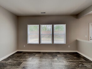 5007 Red Poll Dr in Greensboro, NC - Building Photo - Building Photo
