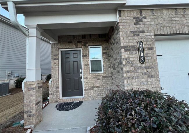 2008 Nuthatch Dr in Hoschton, GA - Building Photo - Building Photo
