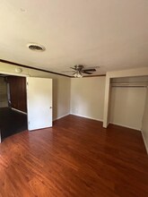 11 Goodman Rd in Sauget, IL - Building Photo - Building Photo