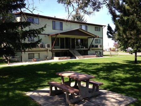 Almanor Apartments in Helena, MT - Foto de edificio - Building Photo