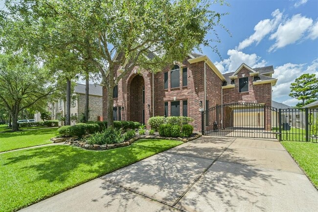 14015 Falcon Heights Dr in Cypress, TX - Building Photo - Building Photo