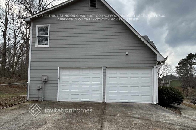 156 Legacy Park Ln in Powder Springs, GA - Building Photo - Building Photo