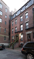 6 Otis Pl Apartments