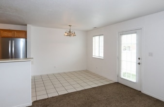 10505 Sage Flats Way in South Jordan, UT - Building Photo - Building Photo