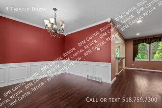 8 Thistle Dr in Ballston Spa, NY - Building Photo - Building Photo