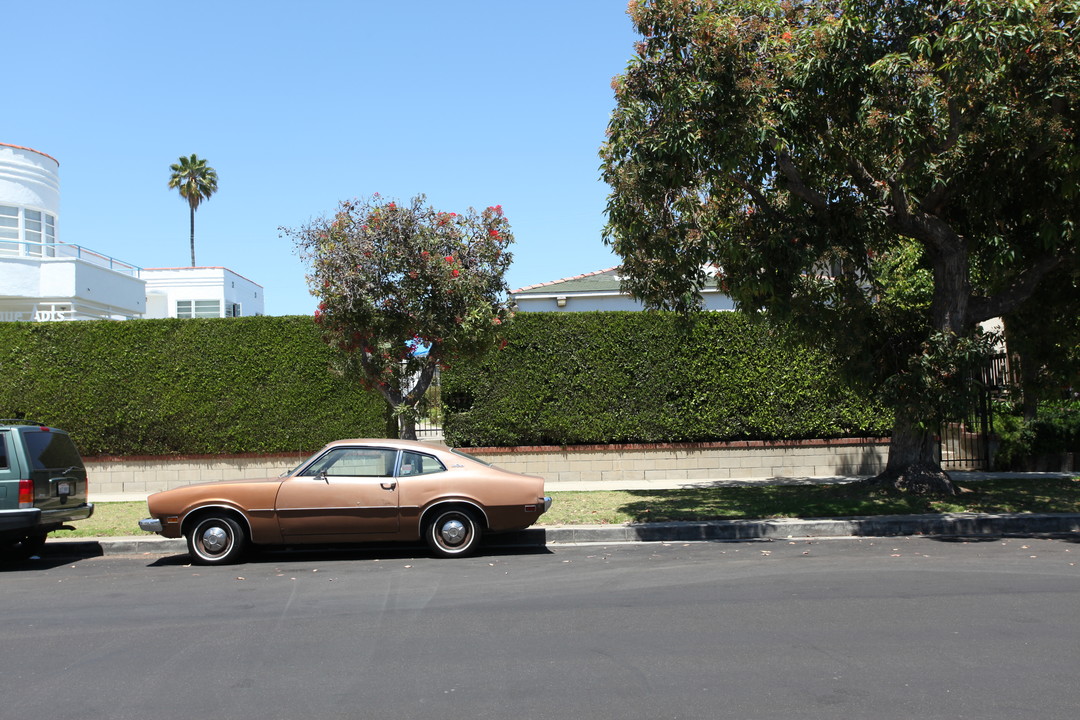 637 9th St in Santa Monica, CA - Building Photo