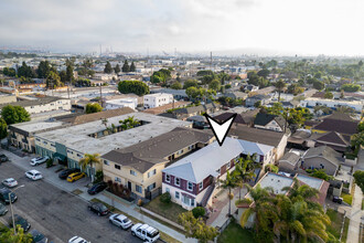 1885 Chestnut Ave in Long Beach, CA - Building Photo - Building Photo