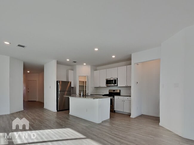 5908 Geronimo Wy in Seguin, TX - Building Photo - Building Photo