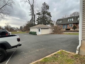 324 Main St-Unit -3 in Portland, CT - Foto de edificio - Building Photo