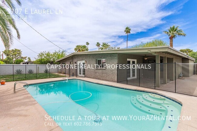 property at 3707 E Laurel Ln