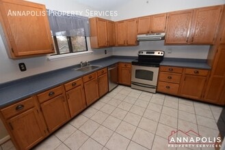 130 Dennis Rd in Severna Park, MD - Building Photo - Building Photo