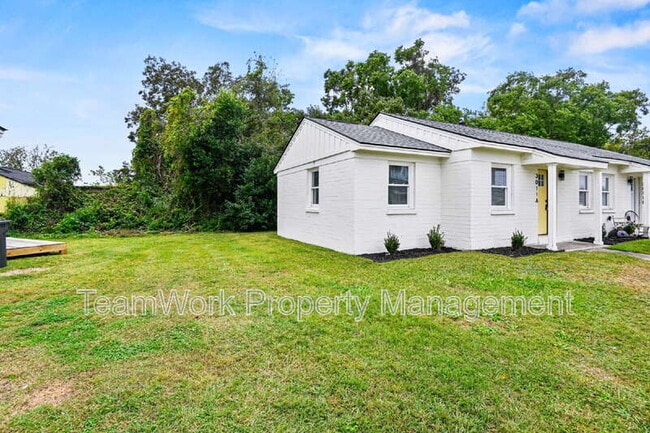 3011 Terry Dr in North Charleston, SC - Building Photo - Building Photo