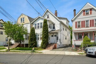 133 Franklin Ave in West Orange, NJ - Building Photo