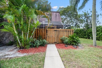 7690 Courtyard Run W in Boca Raton, FL - Building Photo - Building Photo