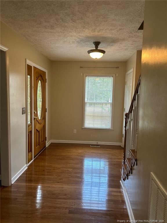 371 Stone Cross Dr in Spring Lake, NC - Building Photo - Building Photo