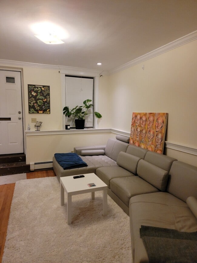 property at 27 Glenville Ave