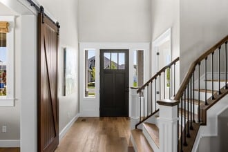 8490 W Mirror Pond Dr in Garden City, ID - Building Photo - Building Photo