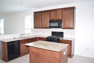 409 English Oak St in Georgetown, TX - Building Photo - Building Photo