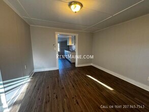 131 College Ave in Waterville, ME - Building Photo - Building Photo