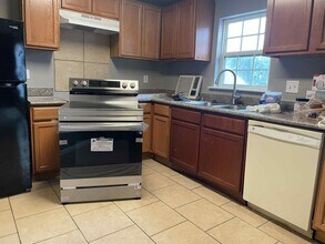 3028 Avenue M in Galveston, TX - Foto de edificio - Building Photo