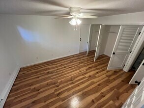 66 Prospect Rd in Centerport, NY - Foto de edificio - Building Photo