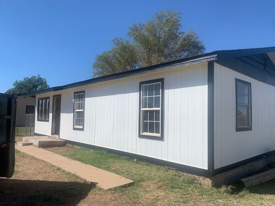 1517 E 27th St in Lubbock, TX - Building Photo