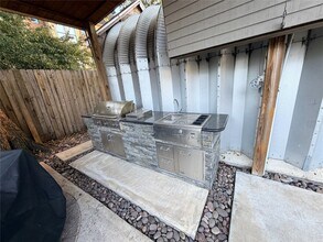 3911 Barnes St in Houston, TX - Building Photo - Building Photo