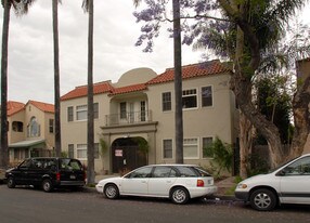 2024 Chestnut Ave in Long Beach, CA - Building Photo