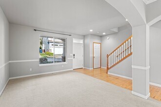 16112 40th Ave SE in Bothell, WA - Building Photo - Building Photo