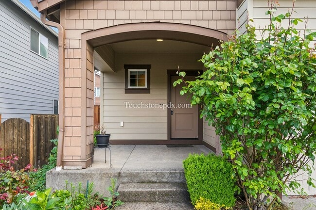 15341 SE Shale Dr in Damascus, OR - Building Photo - Building Photo