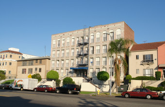 Casa Rampart Apartments in Los Angeles, CA - Building Photo - Building Photo