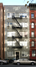 428 E 77th St in New York, NY - Building Photo - Building Photo