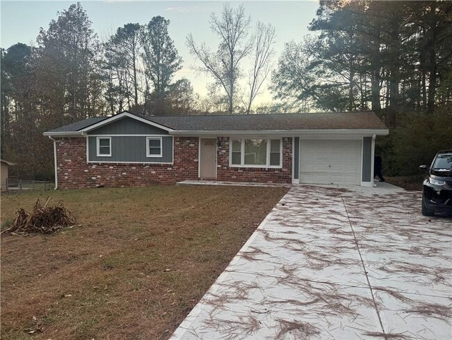 property at 1996 Cleburne Pkwy