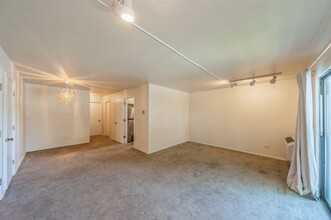 270 12th St in Wheeling, IL - Foto de edificio - Building Photo