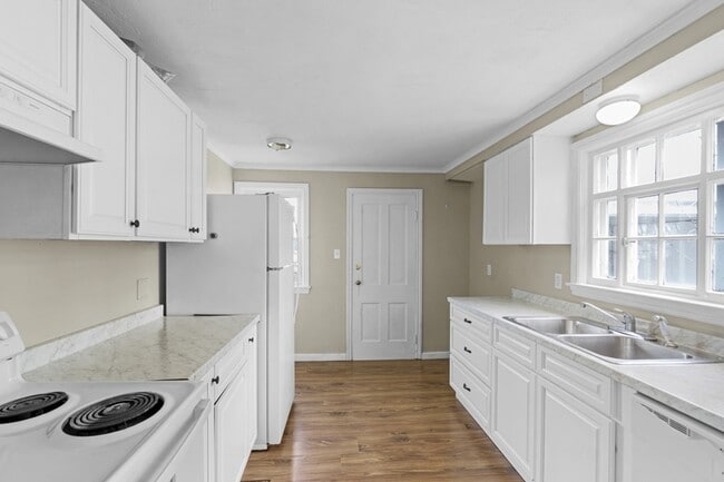 501 Nottingham Rd in Syracuse, NY - Building Photo - Building Photo