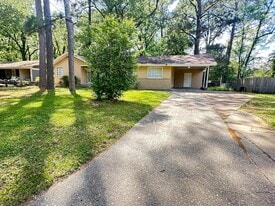 3123 Bilgray Dr in Jackson, MS - Building Photo