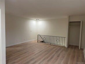 2 Colonial Dr in Wappingers Falls, NY - Building Photo - Building Photo