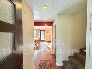 2250 E Bendemere Cir in Millcreek, UT - Building Photo - Building Photo