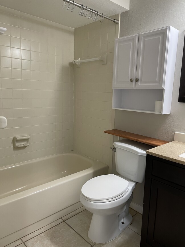733 Carpenters Way, Unit 40 in Lakeland, FL - Building Photo - Building Photo