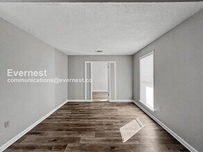 4330 Almo Ave, Unit G201 in Memphis, TN - Building Photo - Building Photo