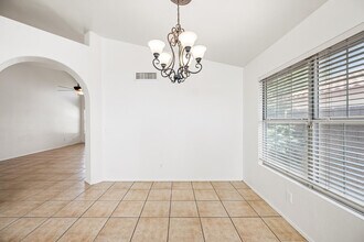 5240 W Tonto Rd in Glendale, AZ - Building Photo - Building Photo
