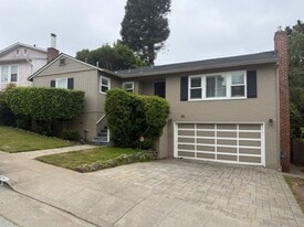 3824 Fernwood St in San Mateo, CA - Building Photo