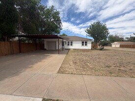 3502 26th St in Lubbock, TX - Building Photo
