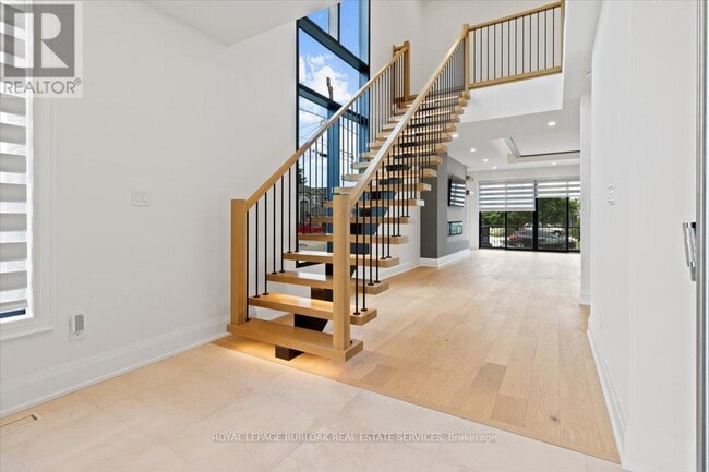 property at 253 Federal St